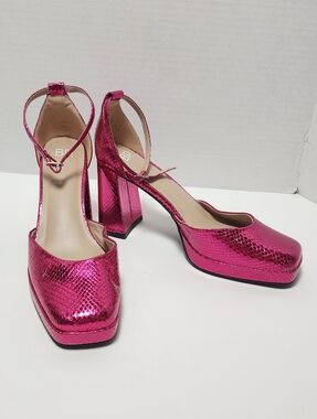 Unisex BP. Be Proud Gender Inclusive Ankle Strap Platform Pump